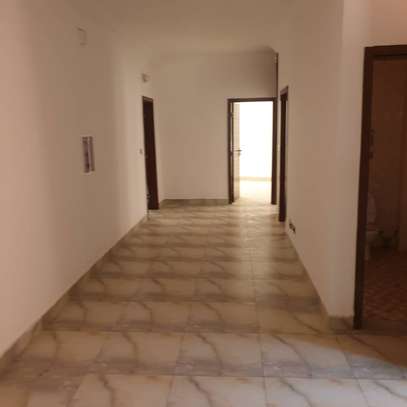 Joli appartement a louer aux almadie image 2