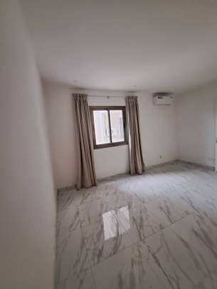 appartement f3 à louer fann image 3