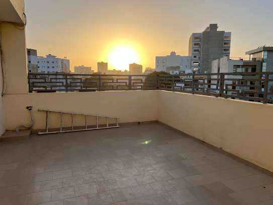 Location Appartement 4 pièces + Terrasse - Sicap Amitié 3 image 5