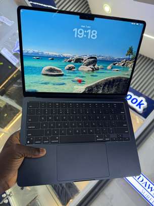 MacBook Air M2 2022 13 Pouces image 3