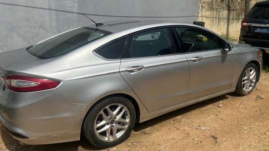 Ford fusion image 8