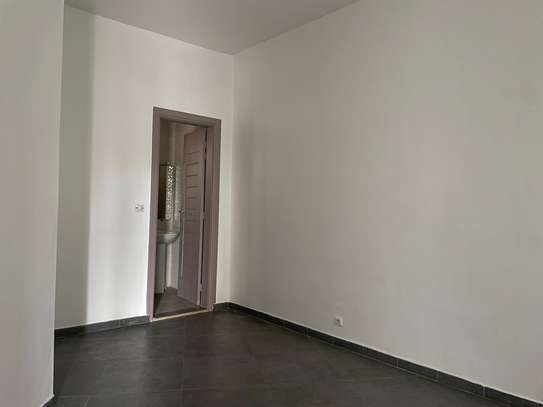 Appartement F4 à louer à Yoff Onomo image 7