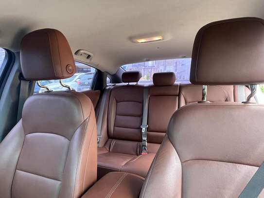 Chevrolet  malibu image 6