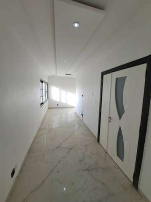 Standing appartement NGOR ALMADIES image 12