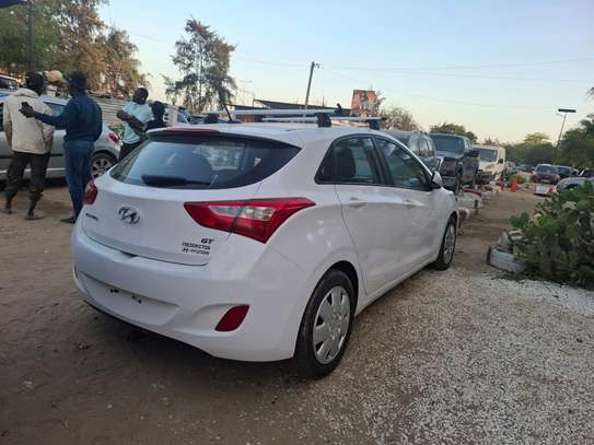 Elantra gt image 7
