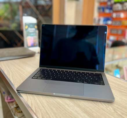MacBook Pro M1 Pro 2021 image 4