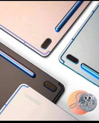 Samsung Galaxy Tab S7 FE image 2