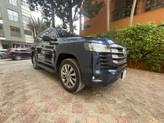 TOYOTA LAND CRUISER 2023 image 5