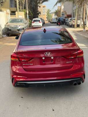 Hyundai elantra sport Anne 2018 full options image 10