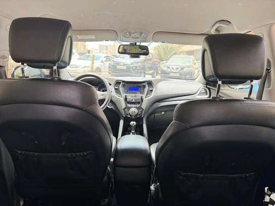 HYUNDAI SANTA FE 2017 image 3