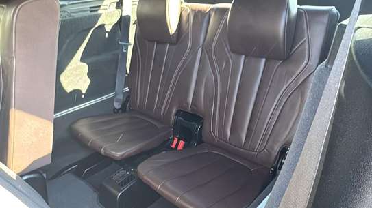 BMW X5 Luxury image 11