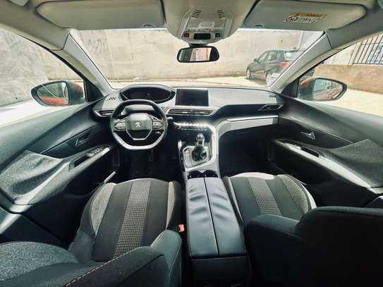 peugeot 3008 année 2017 image 8