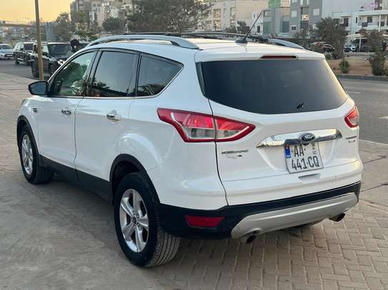 Ford Escape Titanium version 4x4 image 3
