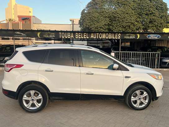 Ford Escape Titanium version 4x4 image 7