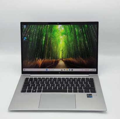 HP Elitebook 840 G10 13th Gen i5 14 Pouces image 2