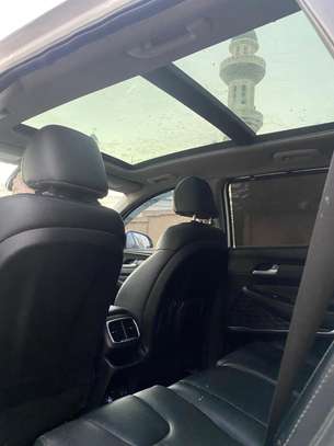 Hyundai Santa Fe LIMITED 2019 image 10