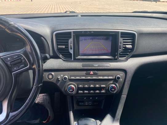 Kia Sportage limited image 4