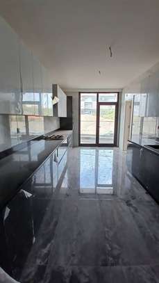 Appartement à louer aux Almadies sur la corniche image 7
