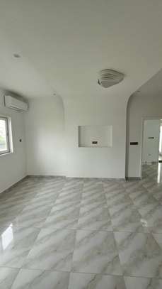 Appartement F6 à louer  Aux Almadies image 10