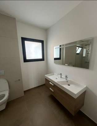 Appartement F4 duplex aux Almadies image 13