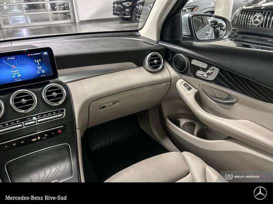 Mercedes glc coupe 2022 image 13