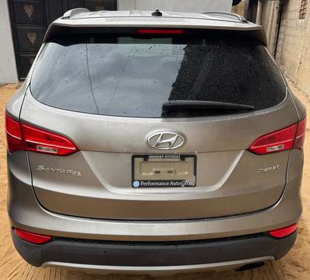 Hyundai Santafe 2016 image 5