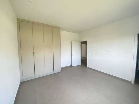 Superbe appartement (Neuf) 3 chambre à Fann Résidence image 7