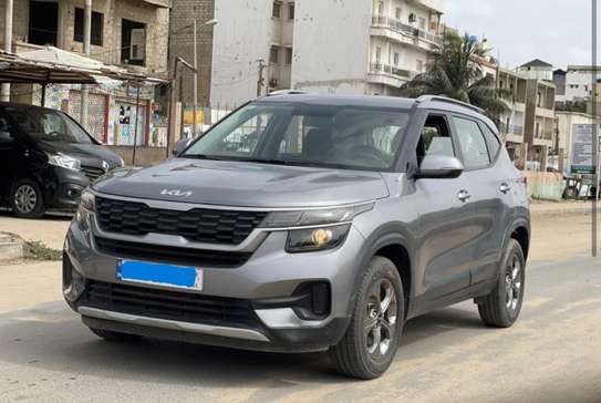 Kia Sportage SUV gris polyvalent confort et sécurité image 4