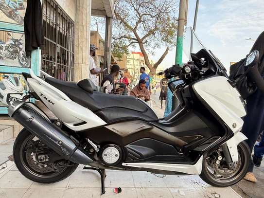 YAMAHA T MAX 530cc années 2012 image 8