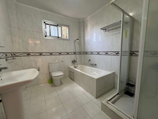 Appartement à louer  sur la corniche cité Africa Ouakan image 8