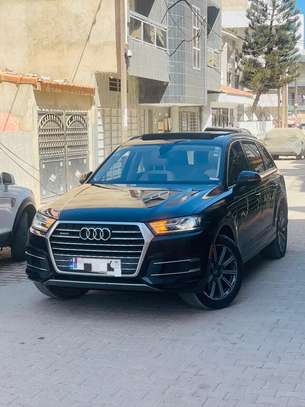 Audi q7 2017 image 5