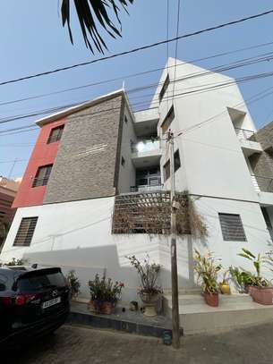 Appartement F4 à louer à Yoff Onomo image 1