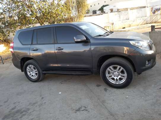 TOYOTA PRADO 2013 image 4
