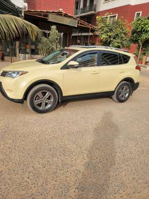 Toyota Rav4 2015 image 4