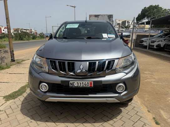 MITSUBISHI L200 2017 image 9
