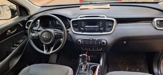 Kia sorento image 7