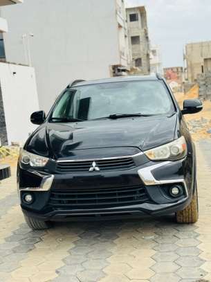 Mitsubishi Outlander image 3