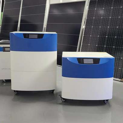 Système mobile de stockage d’énergie solaire et électricité image 1