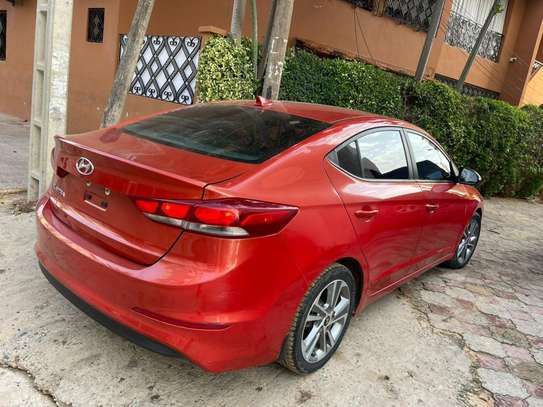 HYUNDAI ELANTRA LIMITED 2017 image 9