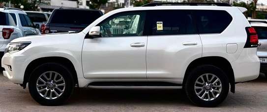 Toyota Prado land cruiser image 5