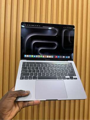 MacBook Pro M1 Pro 13.3 pouces image 2