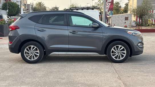 Hyundai Tucson Venat image 3
