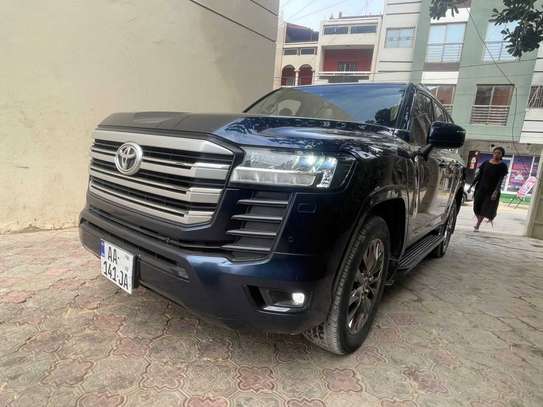 TOYOTA LAND CRUISER 2023 image 6