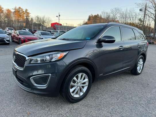 Kia Sorento 2016, LX version 4x4 image 6
