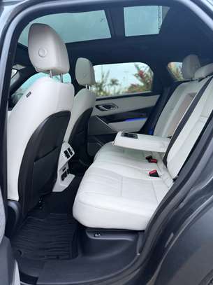 RANGE ROVER VELAR 2018 image 12