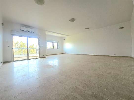 APPARTEMENT F4 À FANN RÉSIDENCE image 12