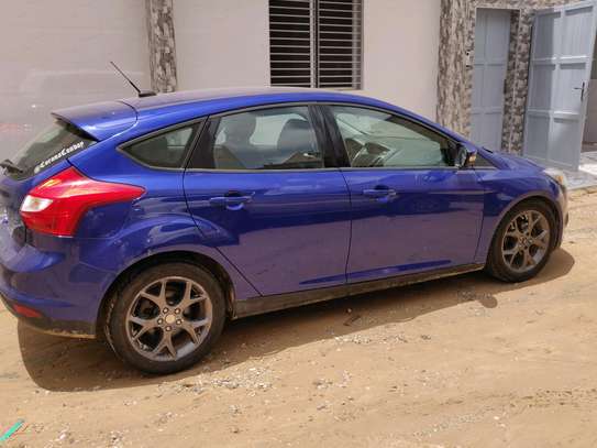 FORD FOCUS SE image 2