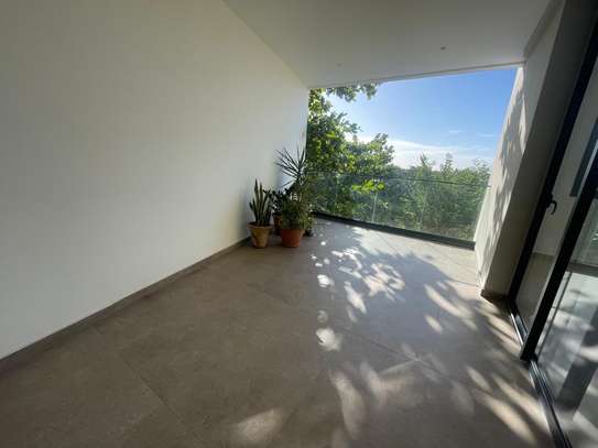 Bel appartement à louer à fann résidence image 5