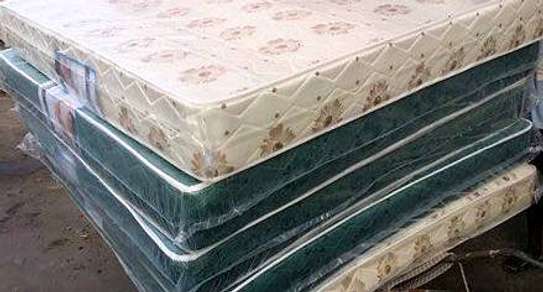 MATELAS ORTHOPEDIQUE RESSORT  1 , 2 ET 3 PLACES image 1