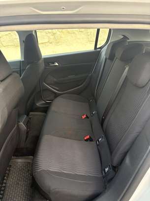 Peugeot 308 modèle 2016 image 6